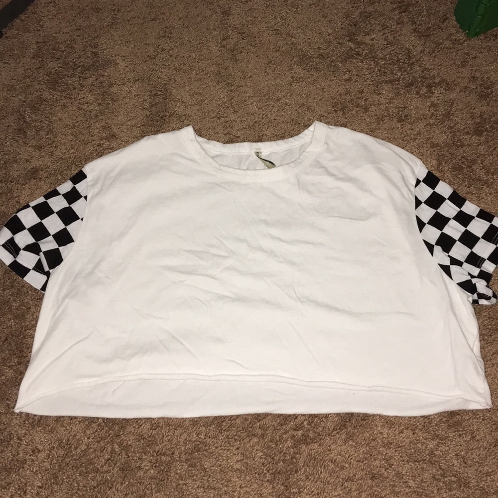 Cropped LF Racer-Themed Shirt